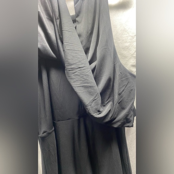 Thalia Sodi Black Maxi Halter Dress with Gold Chain Accent at Neckline Size XXL - Picture 4 of 11